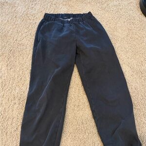 Brandy Melville Black Relaxed Elastic Waist Pants